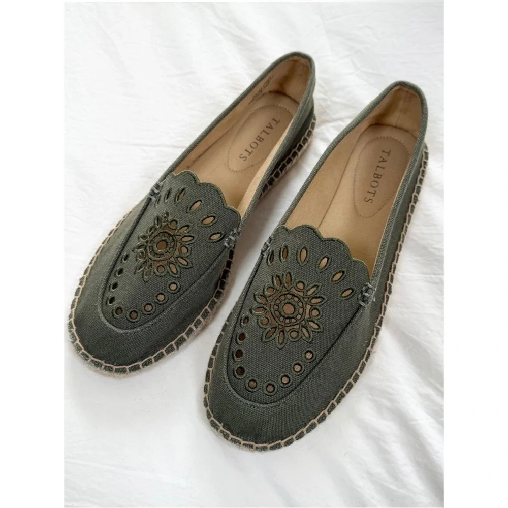 Talbots Sage Green Espadrille Flats Eyelet Slip On Shoes Women's Size 8